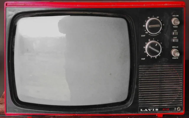 Quel débit internet pour regarder l’IPTV sans coupure ?